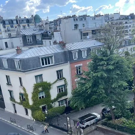3 Pieces Paris16 باريس