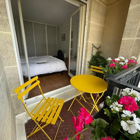 3 Pieces Paris16 Apartment